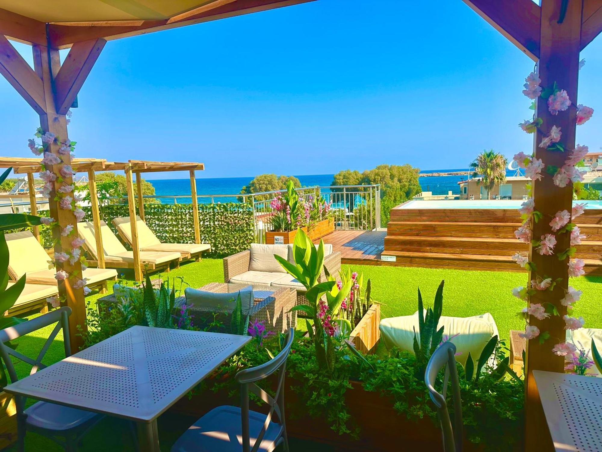 Pearl Seaside Cozy Apartments Hanya Dış mekan fotoğraf